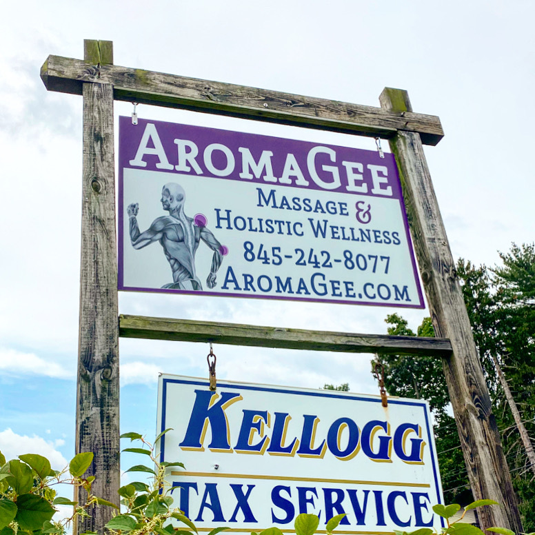 Hanging PVC sign for Aromagee